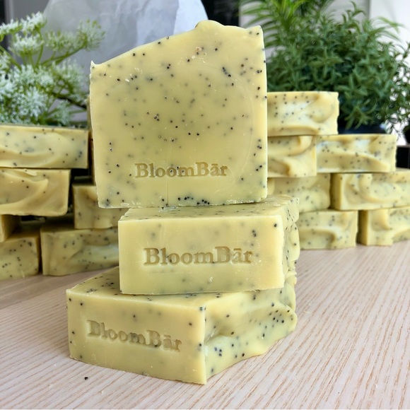 Lemon Poppyseed | Handcrafted Soap Bars - Set of 2 - Picture 6 of 7